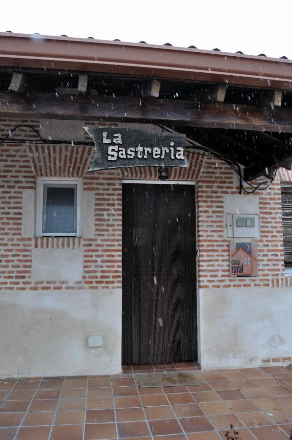 Casa Rural La Sastreria De Adanero Esterno foto